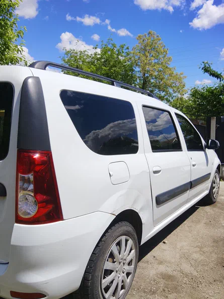 Dacia Logan 2009 - 13