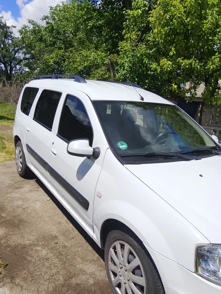 Dacia Logan 2009 - 3