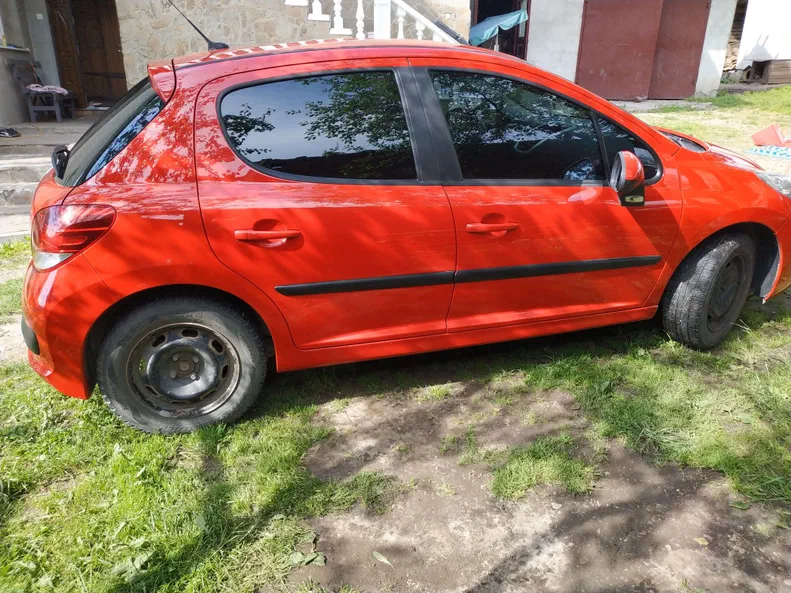 Peugeot 207 2010 - 2