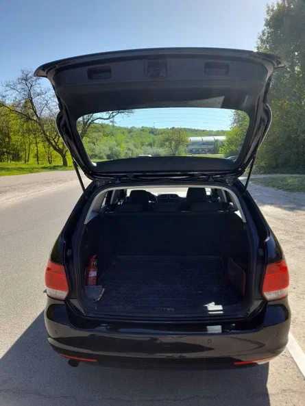 Volkswagen Golf 2010 - 3