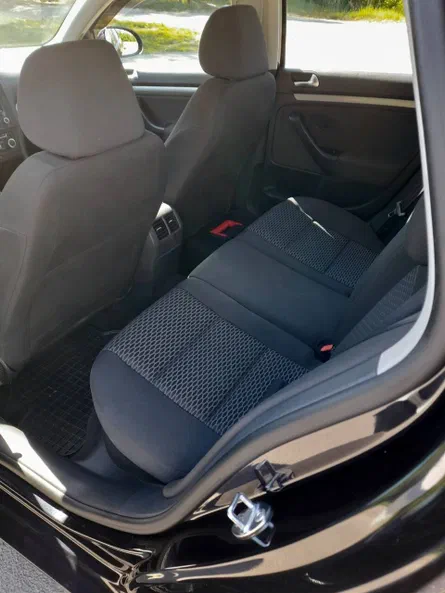 Volkswagen Golf 2010 - 5