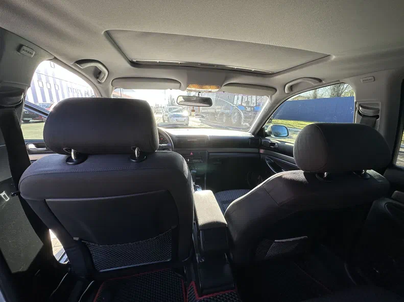 Audi A4 1999 - 4