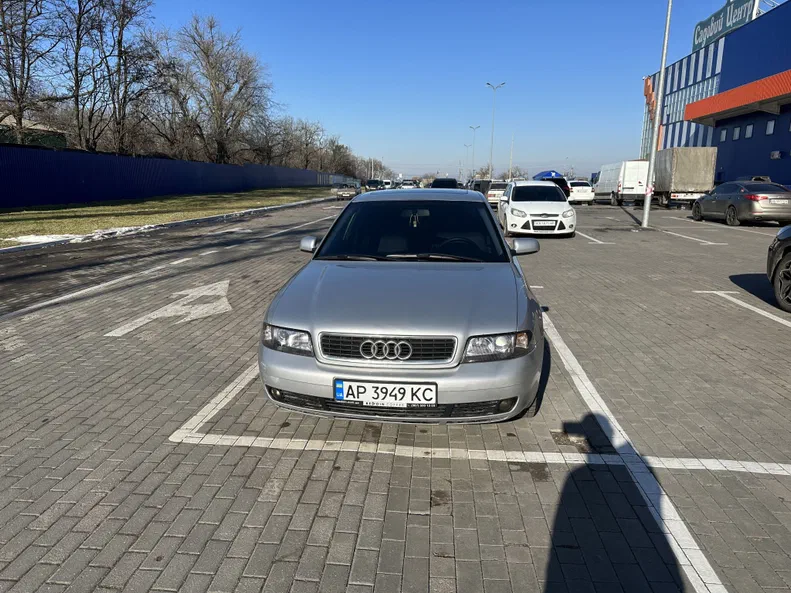 Audi A4 1999 - 11