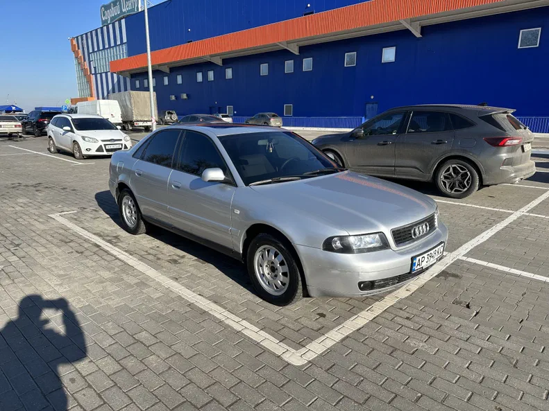Audi A4 1999 - 0