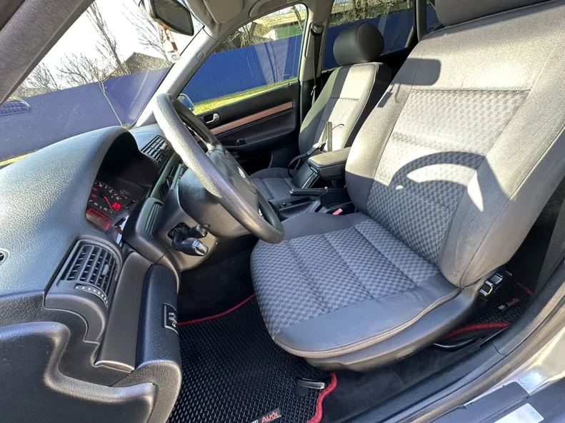 Audi A4 1999 - 8