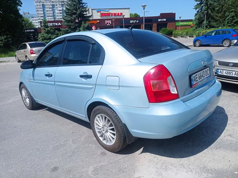 Hyundai Accent 2008 - 1