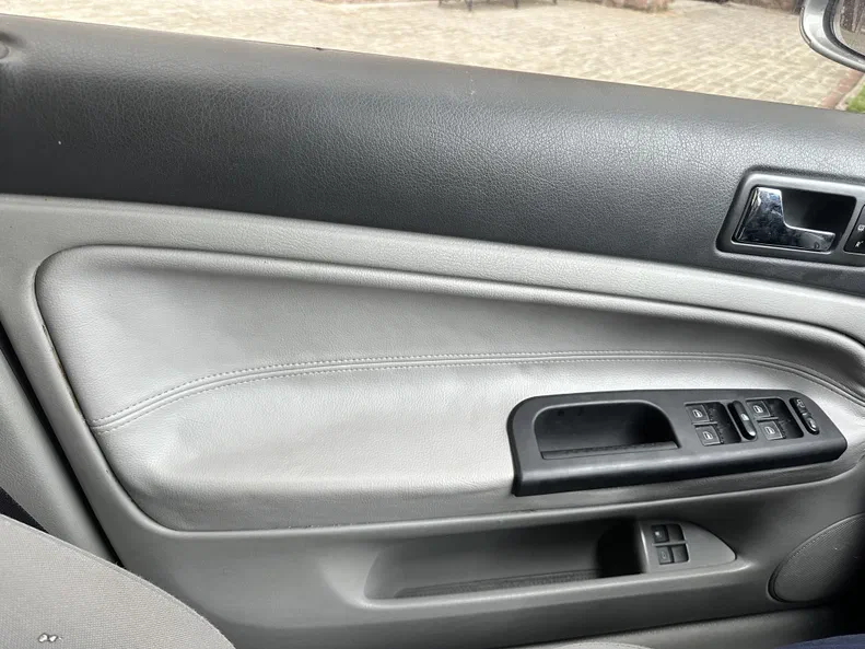 Volkswagen Passat 2004 - 2