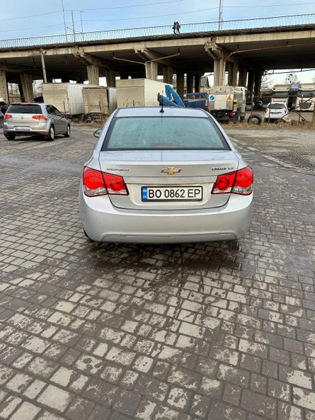 Chevrolet Cruze 2009 - 14