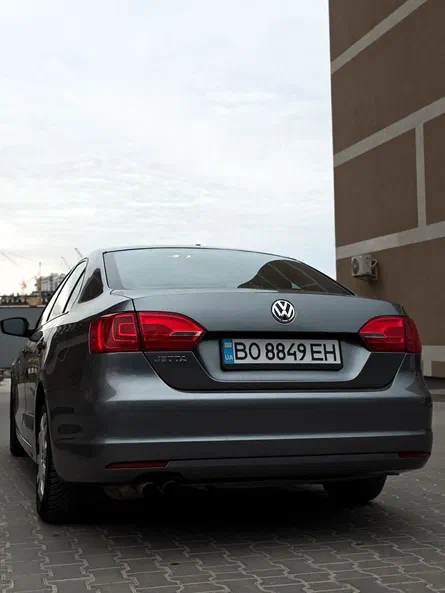Volkswagen Jetta 2014 - 4