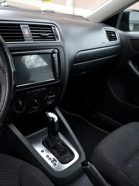 Volkswagen Jetta 2014 - 8