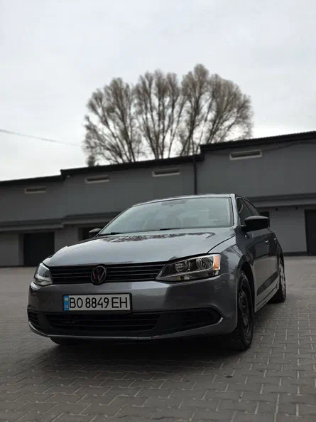 Volkswagen Jetta 2014 - 0