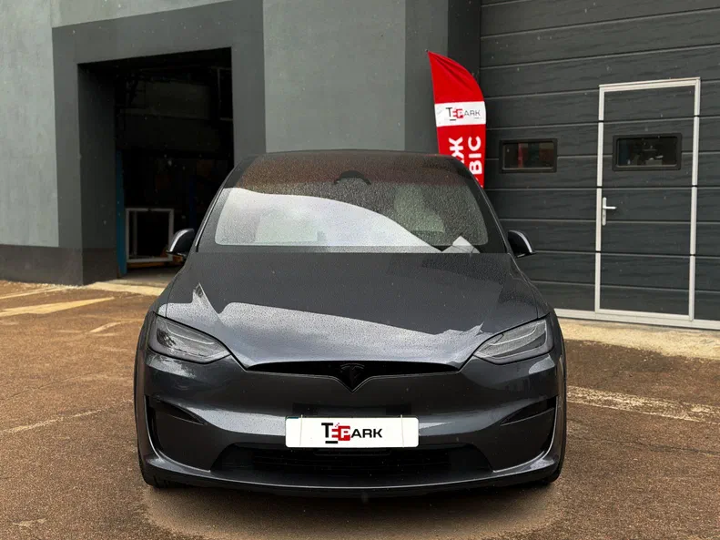 Tesla Model X 2023 - 6