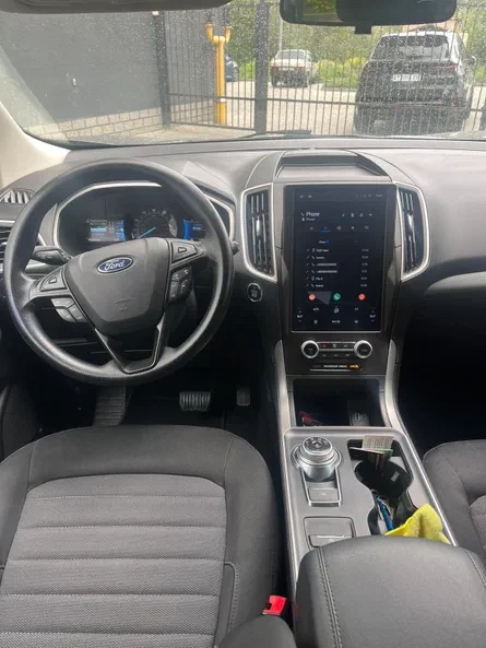 Ford Edge 2021 - 9