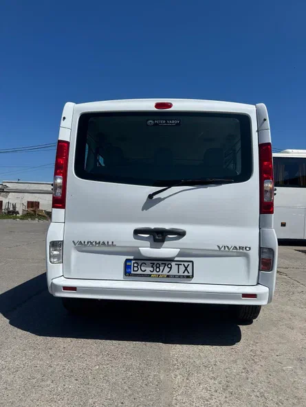 Opel Vivaro 2013 - 8