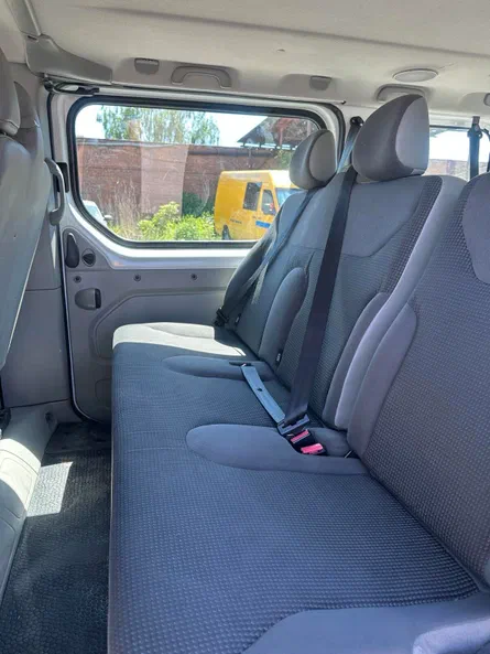 Opel Vivaro 2013 - 11