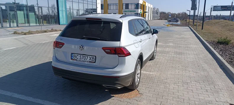 Volkswagen Tiguan 2018 - 2