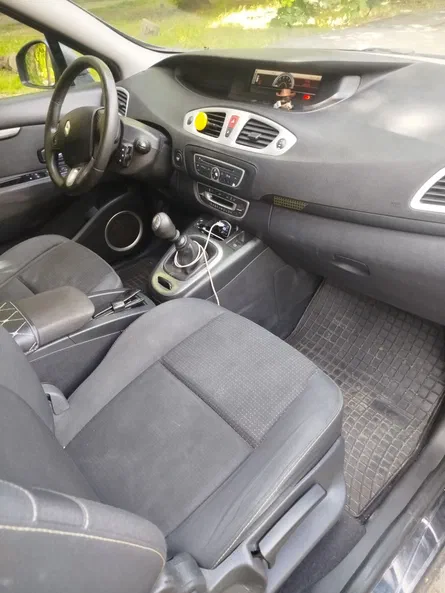 Renault Megane 2010 - 8
