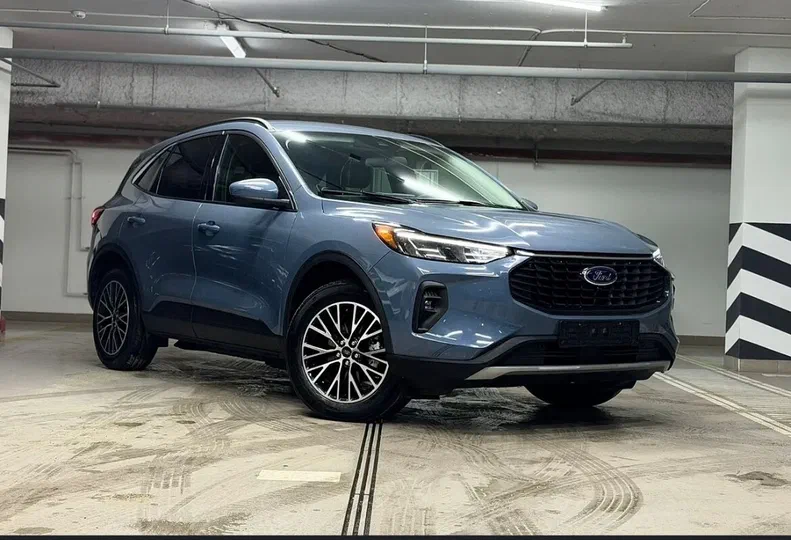 Ford Escape 2023 - 2