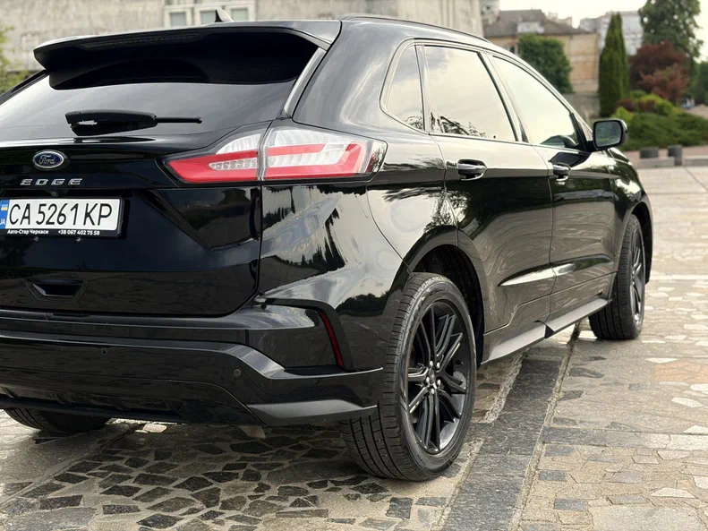 Ford Edge 2021 - 12
