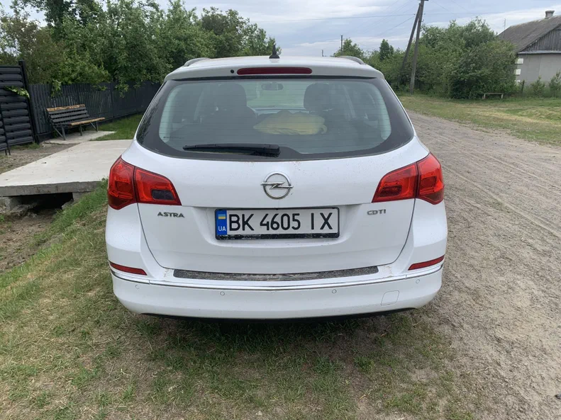 Opel Astra 2015 - 3