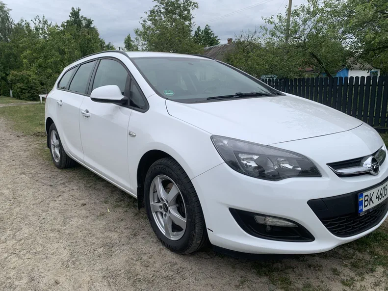 Opel Astra 2015 - 1