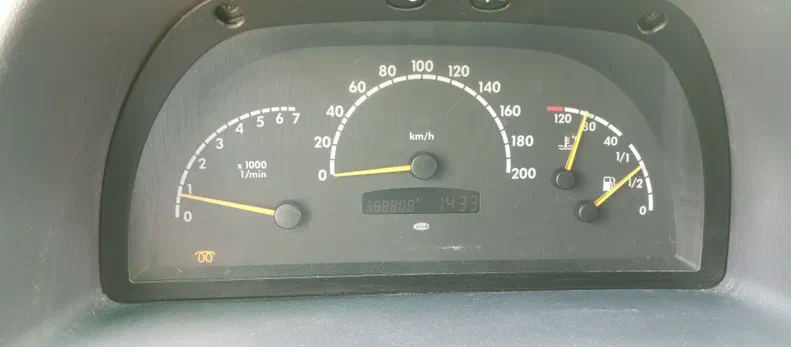 Mercedes-Benz Vito 2000 - 9