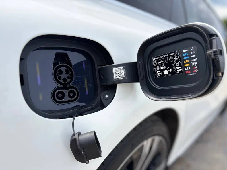 Mercedes-Benz EQS 2022 - 11