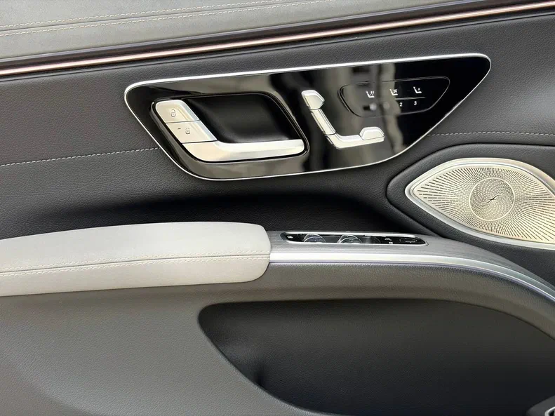 Mercedes-Benz EQS 2022 - 28