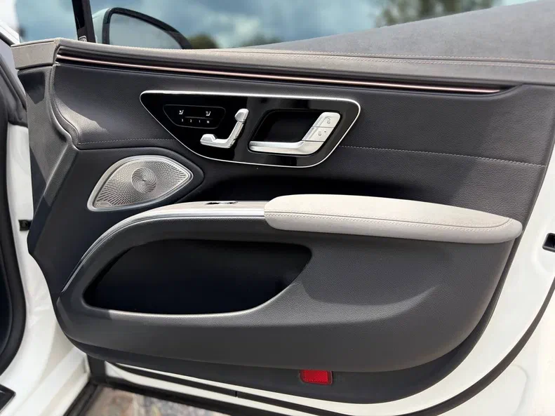 Mercedes-Benz EQS 2022 - 26