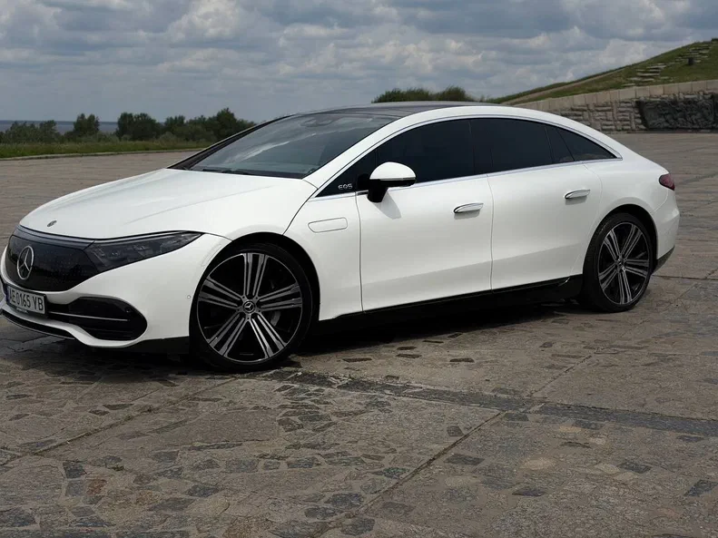 Mercedes-Benz EQS 2022 - 8