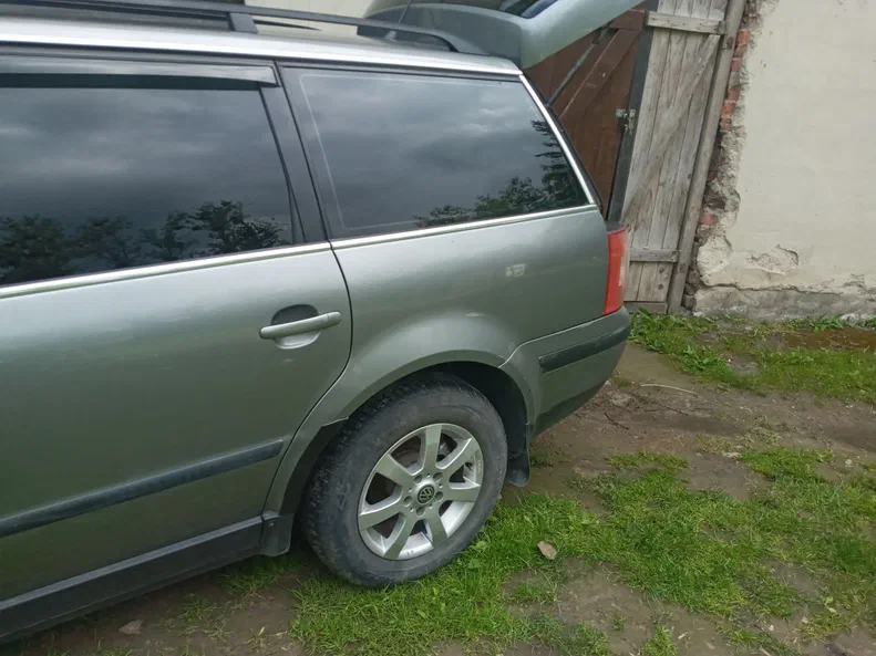 Volkswagen Passat 2001 - 4