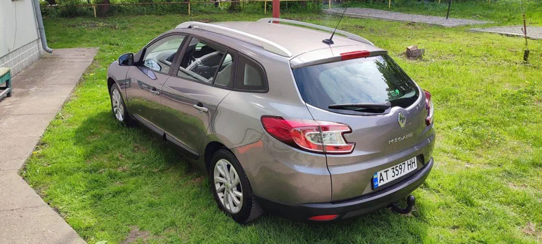 Renault Megane 2012 - 11