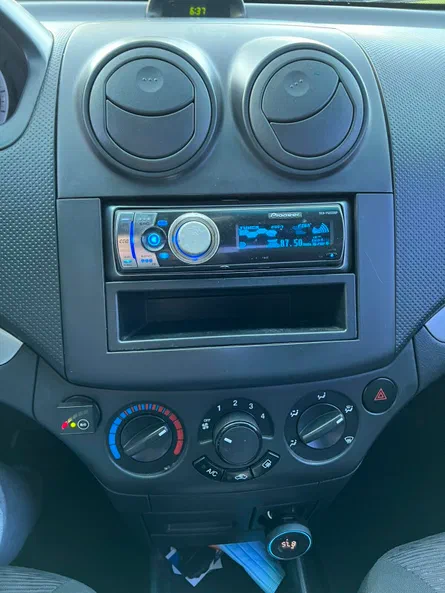 Chevrolet Aveo 2011 - 9