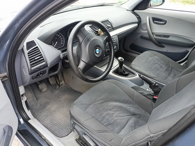 BMW 1 серія 2005 - 12