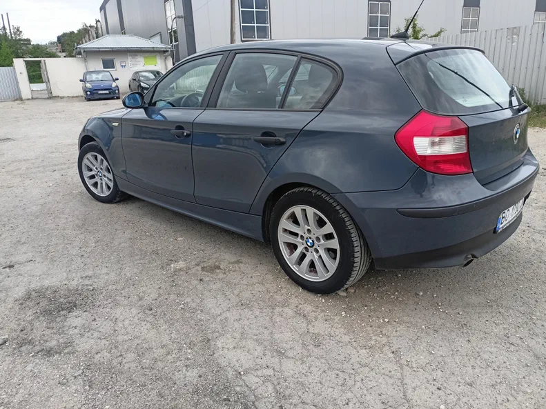 BMW 1 серія 2005 - 23