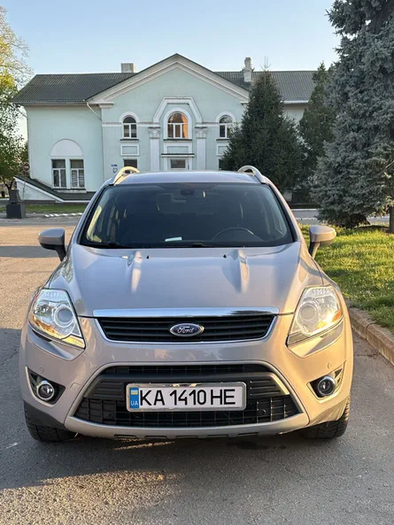 Ford Kuga 2011 - 1