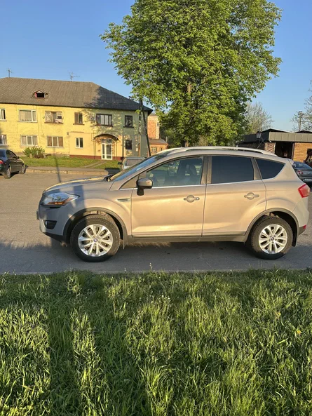Ford Kuga 2011 - 2