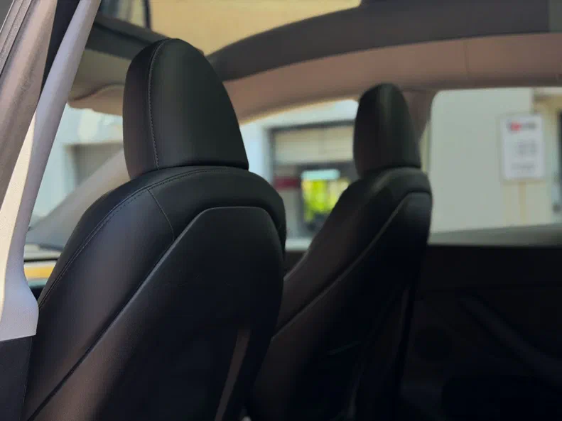 Tesla Model Y 2023 - 20