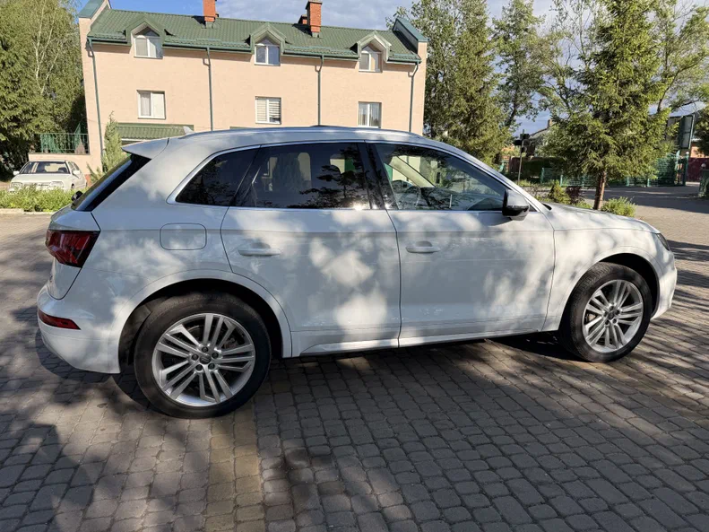 Audi Q5 2017 - 12