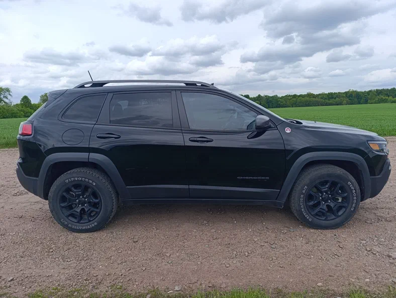 Jeep Cherokee 2020 - 9