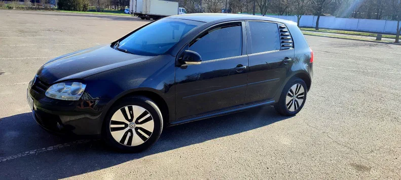 Volkswagen Golf 2005 - 12