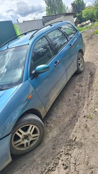 Ford Focus 2000 - 1