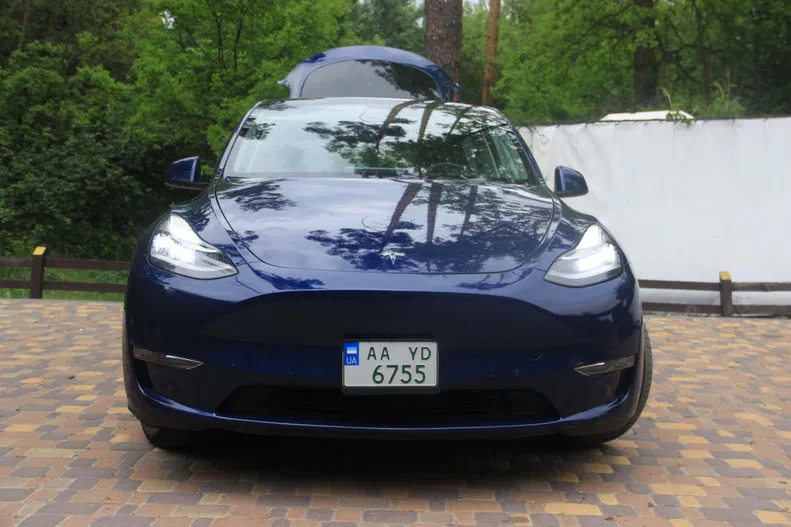 Tesla Model Y 2022 - 8