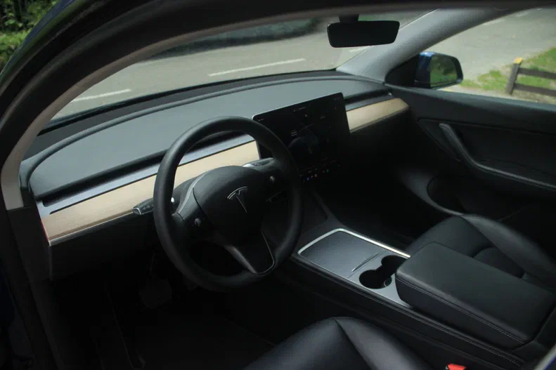 Tesla Model Y 2022 - 9