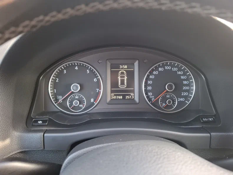 Volkswagen Golf Plus 2010 - 21