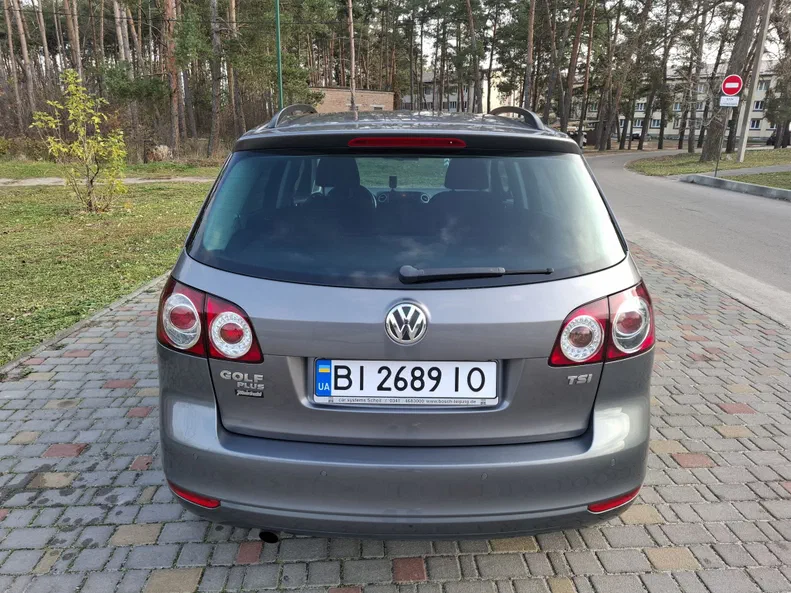 Volkswagen Golf Plus 2010 - 11