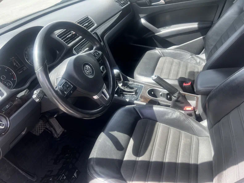 Volkswagen Passat 2015 - 9