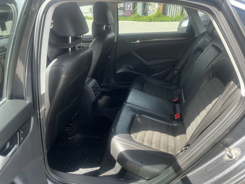 Volkswagen Passat 2015 - 12