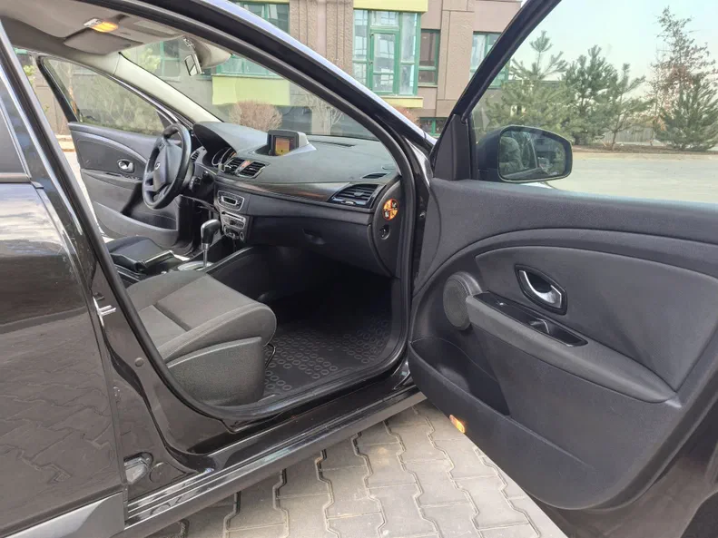 Renault Megane 2010 - 3
