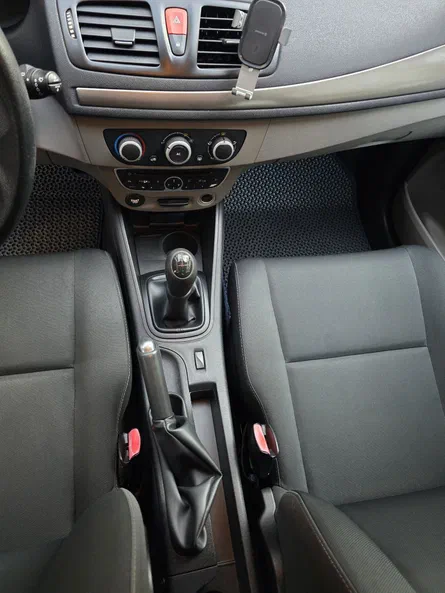 Renault Megane 2009 - 11
